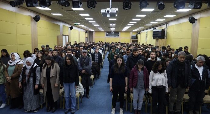 Wan’da ‘Demokratik toplum inşasında gençliğin rolü’ buluşması