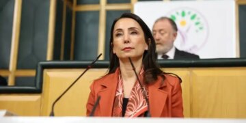 Tülay Hatimoğulları: Artık siyasi ve hukuki bir çerçeve ortaya koyma zamanı