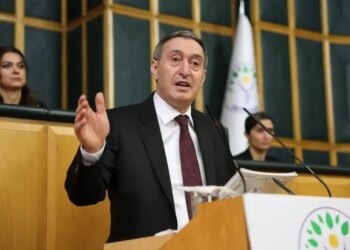 Tuncer Bakırhan: Cumhurbaşkanının ev sahipliğinde liderler zirvesi toplanmalıdır