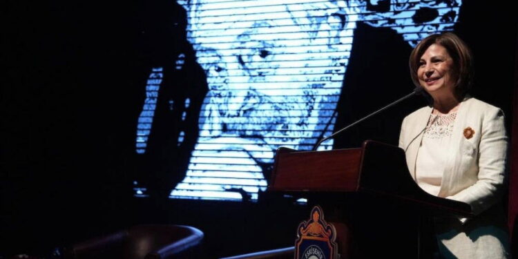 Genco Erkal Emek ve Onur Ödülü’nün ilk sahibi belli oldu!