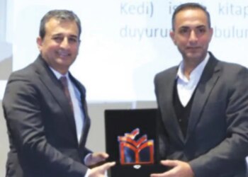 Gazetemizin yazarı Murat Ağırel Düşünce ve İfade Özgürlüğü Ödülüne değer görüldü: Ödülünü tutuklu gazeteci Uludağ’a adadı