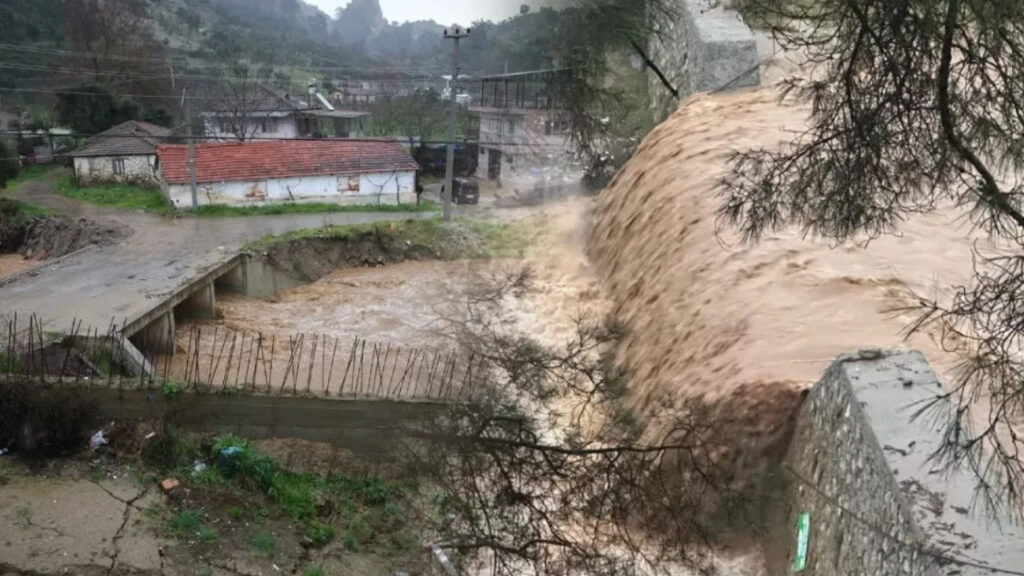 Aydın'ı Sağanak Vurdu! Dereler Taştı, Evler Tahliye Edildi