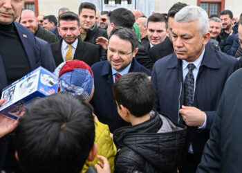 Bakan Gürlek’e Memleketi Nevşehir’de Coşkulu Karşılama: Beni Bağrınıza Bastınız