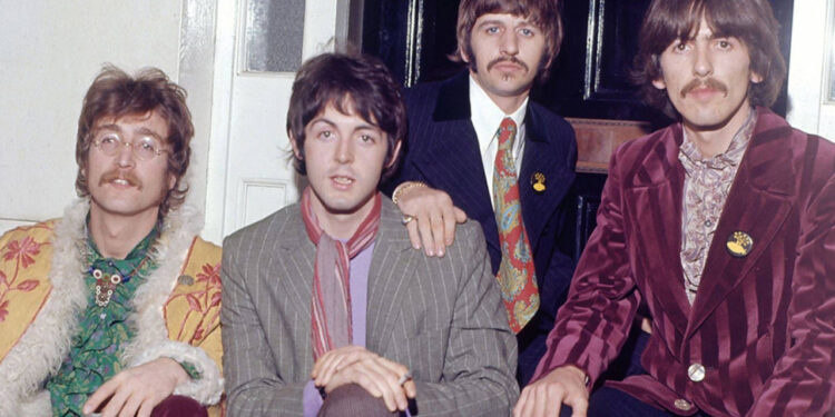 'Beatles' Filmlerinden İlk Görseller Geldi