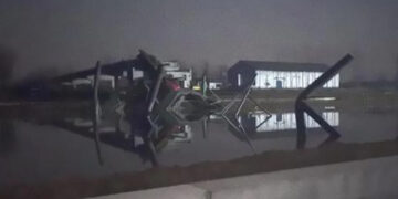 Çin'de Demiryolu Köprüsü Çöktü, 5 Ölü Var