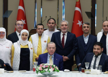 Cumhurbaşkanı Erdoğan'dan Emek Mesajı: 'Verdiği Sözleri Unutulanlardan Olmadık'