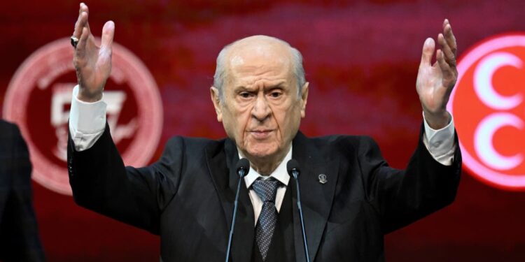 Devlet Bahçeli: MHP yeni atanan bakanların arkasında