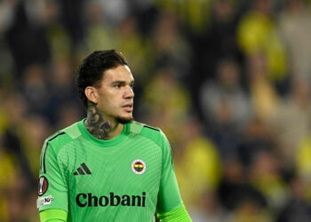 Ederson 3 Hafta Olmayacak... Gözler Tarık'ta