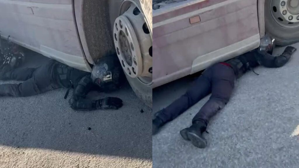 Feci Kazada Mucize Kurtuluş! TIR’ın Altında Sıkıştı, Kaskı Kurtardı