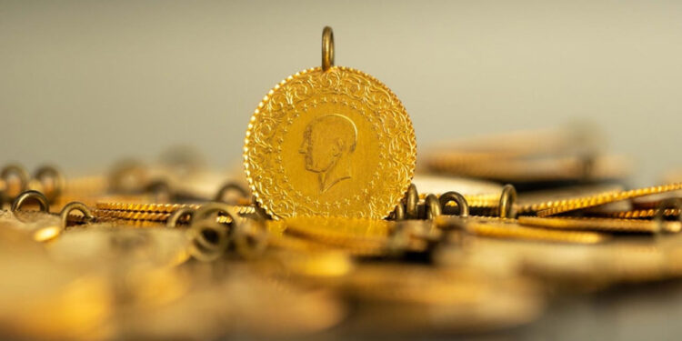 Fed Beklentileri Değişti, Altın Fren Yaptı