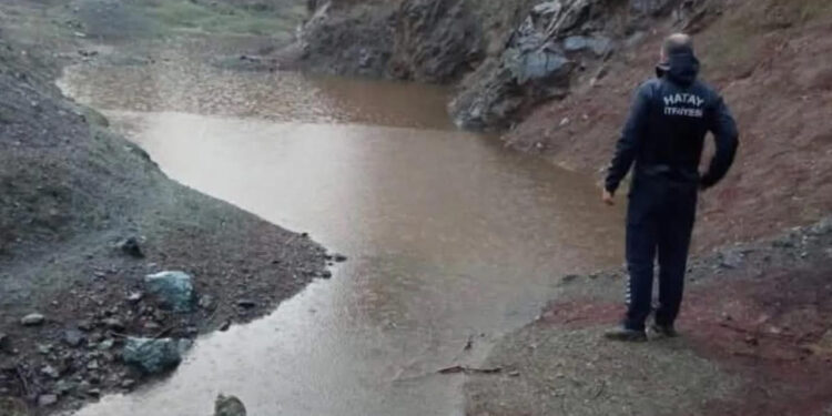 Hatay’da Yürek Yakan Olay! Su Dolu Çukura Düşen Çocuk Hayatını Kaybetti