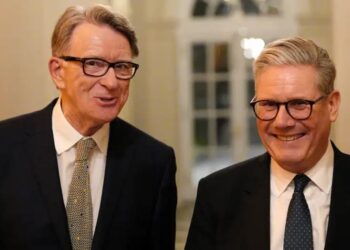 İngiltere Başbakanı’ndan Jeffrey Epstein özrü