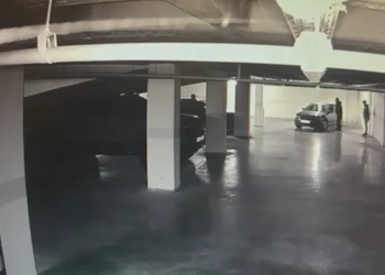 İstanbul’da iki araçta tutulan 30 milyon dolar çalındı