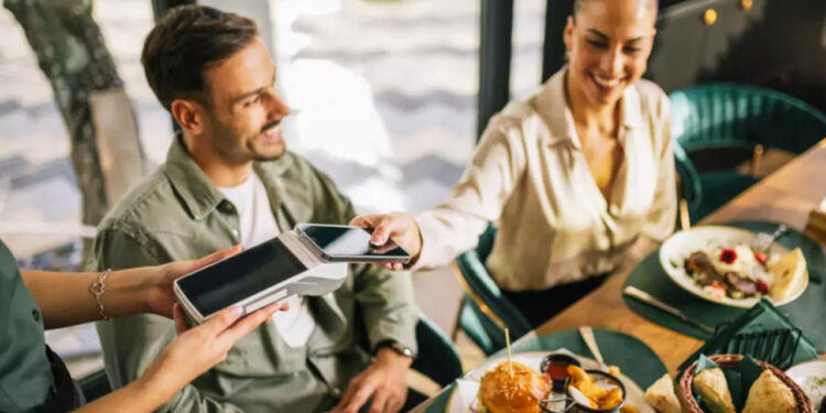 Kafe ve Restoranlarda Yeni Uygulama: Zorunlu Ek Ücretler Yasaklandı Bu Kez O Ödemeler Eklendi