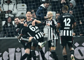 Kartal Evinde Uçtu, Göztepe’yi 4’ledi