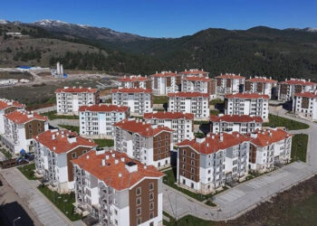 Konut Fiyatlarında Reel Düşüş Sürüyor