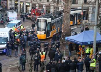 Milano'da Tramvay Raydan Çıktı: Ölü ve Yaralılar Var