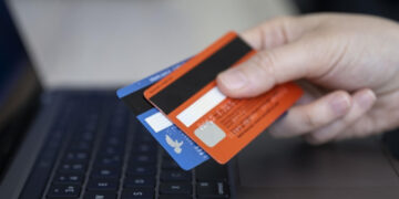 Nakit Bitti, Kartlı Harcamalar Patladı! Bir Yılda Rekor Artış