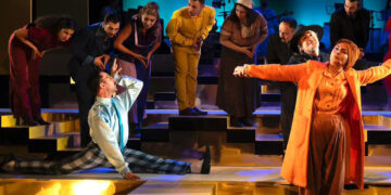 Nilüfer Kent Tiyatrosu, 'Lüküs Hayat' ile İstanbul'a Geliyor