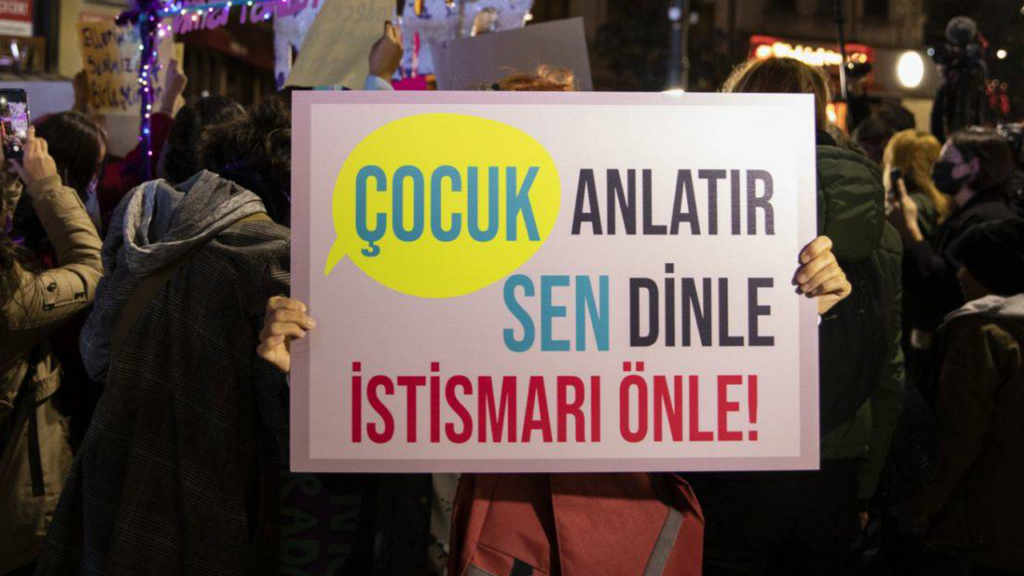 Ortaokulda 24 Öğrenciye Taciz Skandalı! Öğretmen Tutuklandı