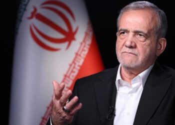 Tahran’dan Sert Sözler: Pezeşkiyan Resti Çekti, 'Boyun Eğmeyeceğiz'