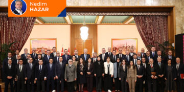 Taslak rapor ya da ideolojik akrobasi gösterisi