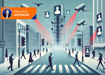 Teknoloji özgürlükleri ve bireysel alanı daraltıyor