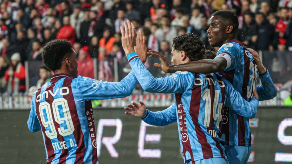 Trabzonspor Zorlu Deplasmandan 3 Puanı Kaptı