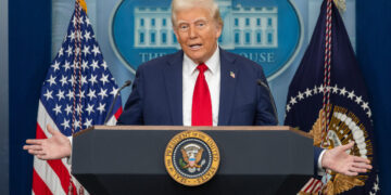 Trump Müzakereler Sürerken İran'ı Yine Tehdit Etti: Anlaşamazsak...