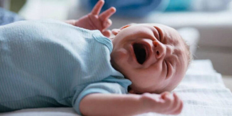 Bebeğinizin ağlaması size ne söylüyor? İşte ağlama türlerinin anlamı