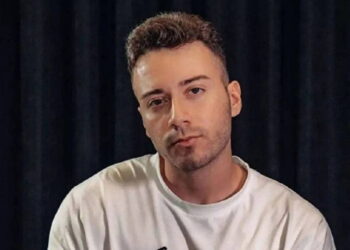 Enes Batur kimdir? Enes Batur kaç yaşında, nereli? Enes Batur hakkında neden yakalama kararı çıkartıldı?