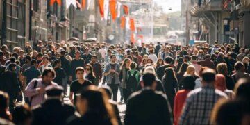 40 yıl öncesine göre neden daha hızlı yürüyoruz?