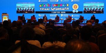 ‘Anadilde eğitim tercih değil zorunluluktur’