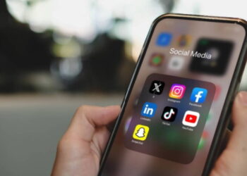 İngiltere’den sosyal medya için yeni yasa değişikliği planı