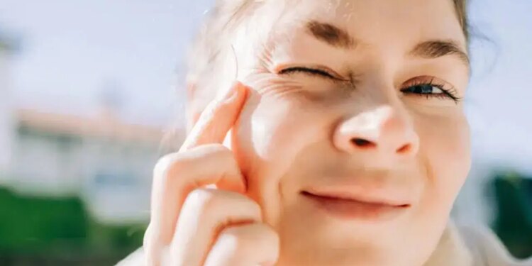 Kolajen takviyesi cildin elastikiyetini artırıyor, peki kırışıklıklar?