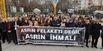 Birçok kentte deprem anması: Asrın felaketi değil, asrın ihmali