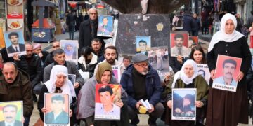 Kayıp yakınları Akdeniz, Aydınlar ve Tekdağ için adalet istedi