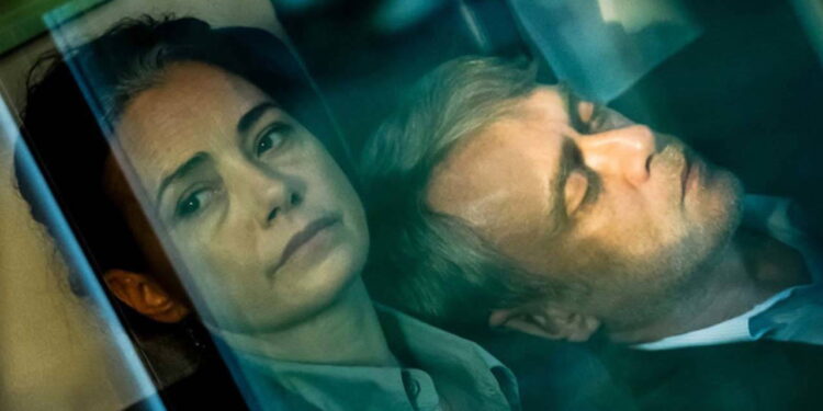 Özgü Namal’dan Berlin’de alkışlanan ‘Türkiye’ çıkışı: O soruyu anında düzeltti!