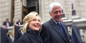 Clinton çifti Epstein soruşturması kapsamında Kongre’de ifade verecek