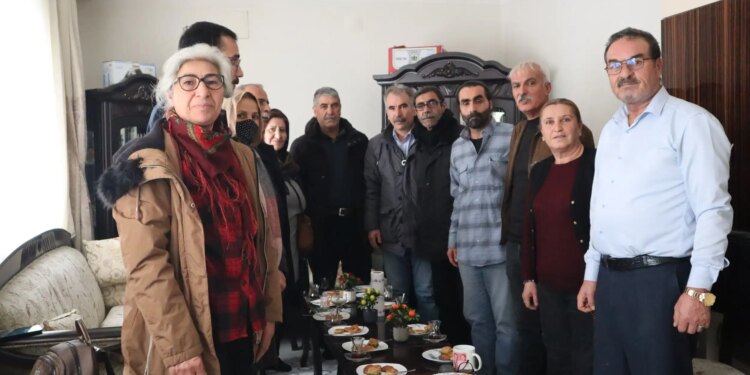 30 yılın ardından özgürlüğüne kavuşan Yıldız’a ziyaret