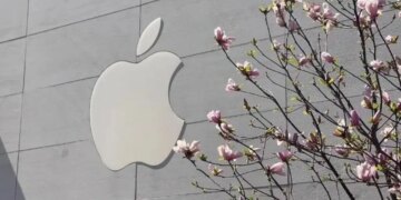 iPhone 18 Pro modellerine yönelik fiyat beklentisi ortaya çıktı