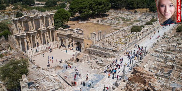 Efes’te tapınak kalıntılarının bulunduğu alana otopark tepkisi: Tapınak üstü otopark!