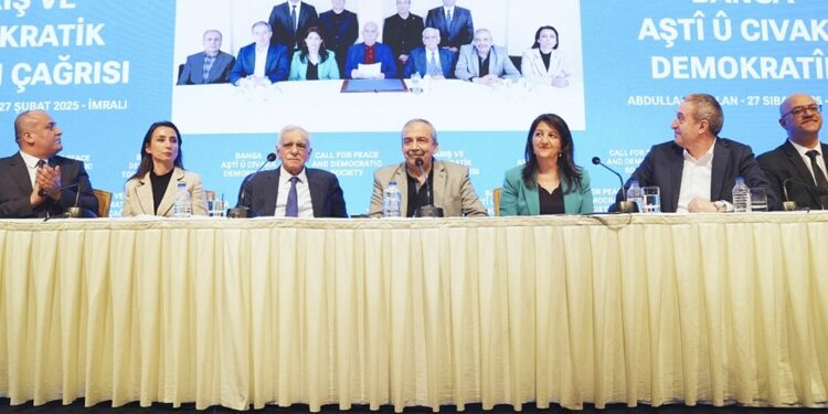 Cengiz Çiçek: Bu fırtınada Abdullah Öcalan halkını korudu