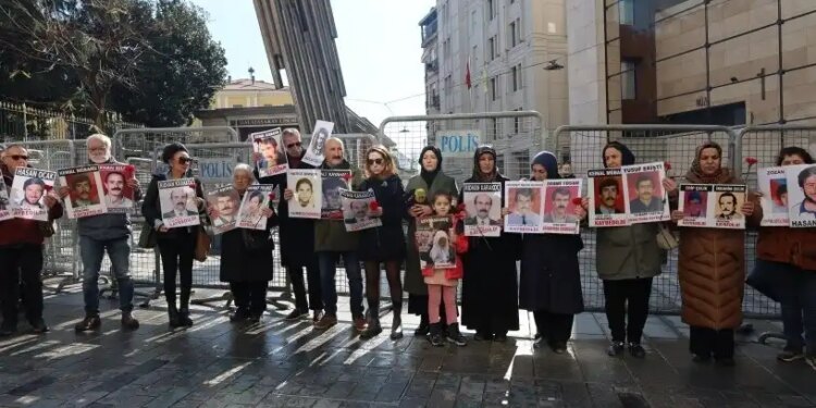 Cumartesi Anneleri: Taleplerimiz Meclis raporunda yok sayıldı