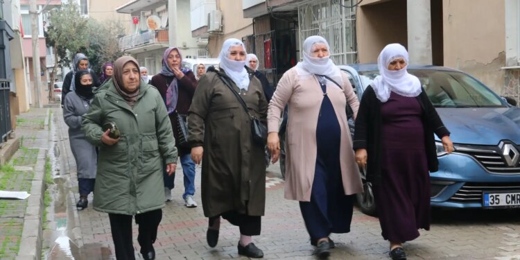 Şükran Yıldız’ın taziyesine kitlesel ziyaret