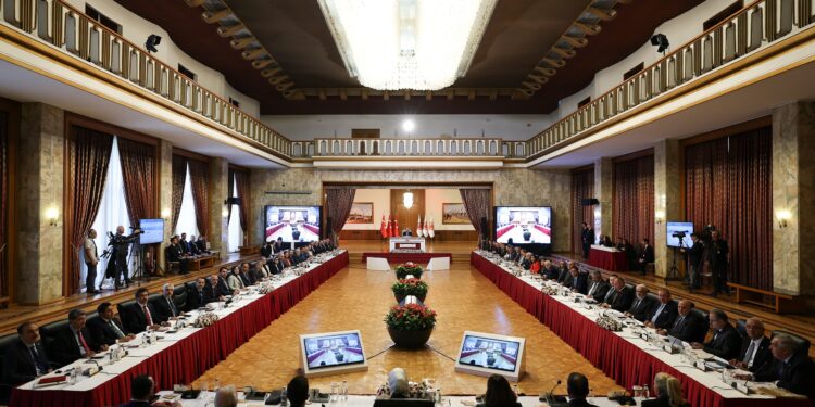 SAMER raporu: Meclis raporu kamusal müzakere alanı üretti