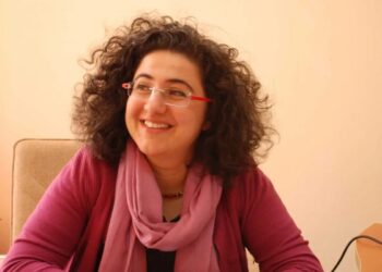 Barış akademisyeni hakkında göreve iade kararı