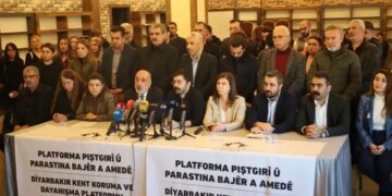 ‘Kobanê’ye yardım’ açıklaması: İnsani koridor toplumun vicdanıyla açılır