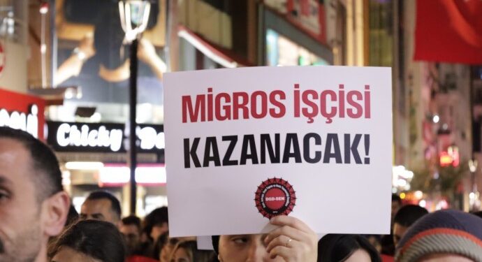 İzmir’de Migros işçilerine destek yürüyüşü: Boykot çağrısı yapıldı
