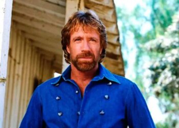 Oyuncu ve dövüş sanatları ustası Chuck Norris yaşamını yitirdi
